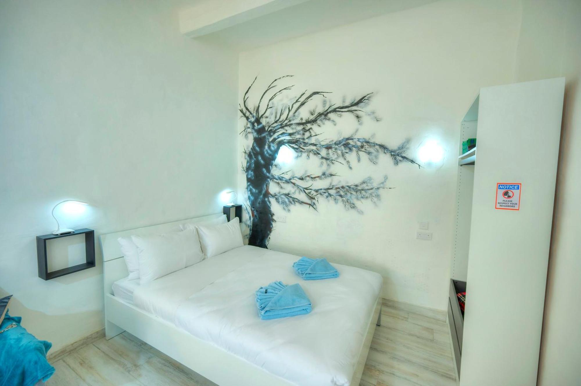 Charming 3 Storey Apartment In Valletta Centre, Ngri1-1 Esterno foto